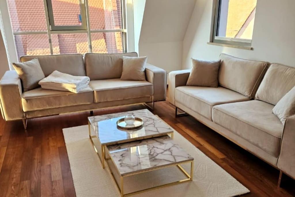 Luxury Penthouse In The Center Apartment *