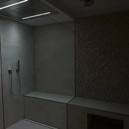 Apartamento Luxury Penthouse In The Center Núremberg Exterior foto