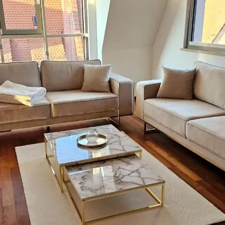Apartamento Luxury Penthouse In The Center Núremberg Exterior foto